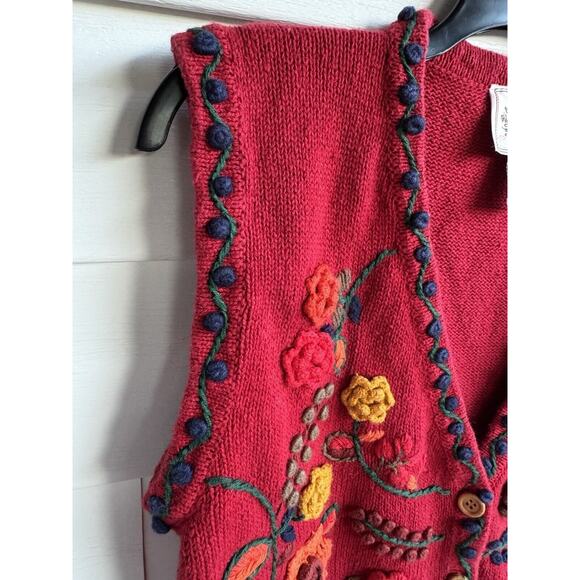 Vintage 90s Women’s M Erika Red Floral Knit Embroidered Button Down Vest Flowers - Picture 4 of 11
